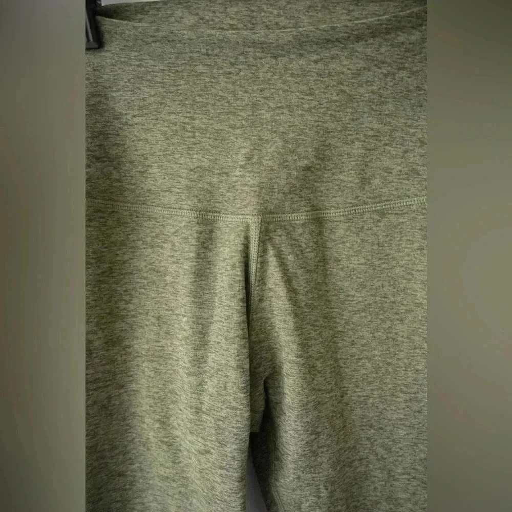 TAVI Ultra Soft Leggings - Picture 6 of 10